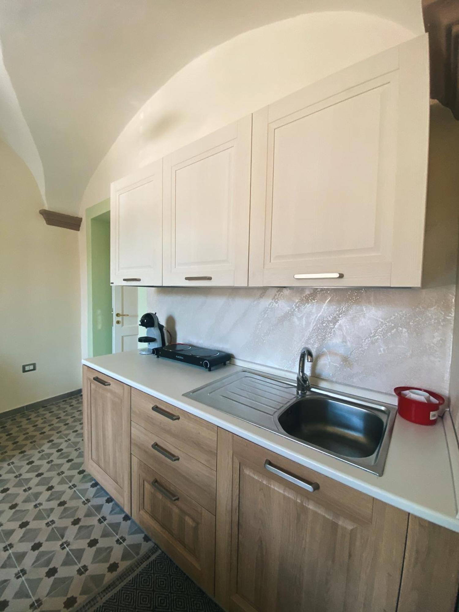 Tra I Due Ponti Hotel Bosa Luaran gambar