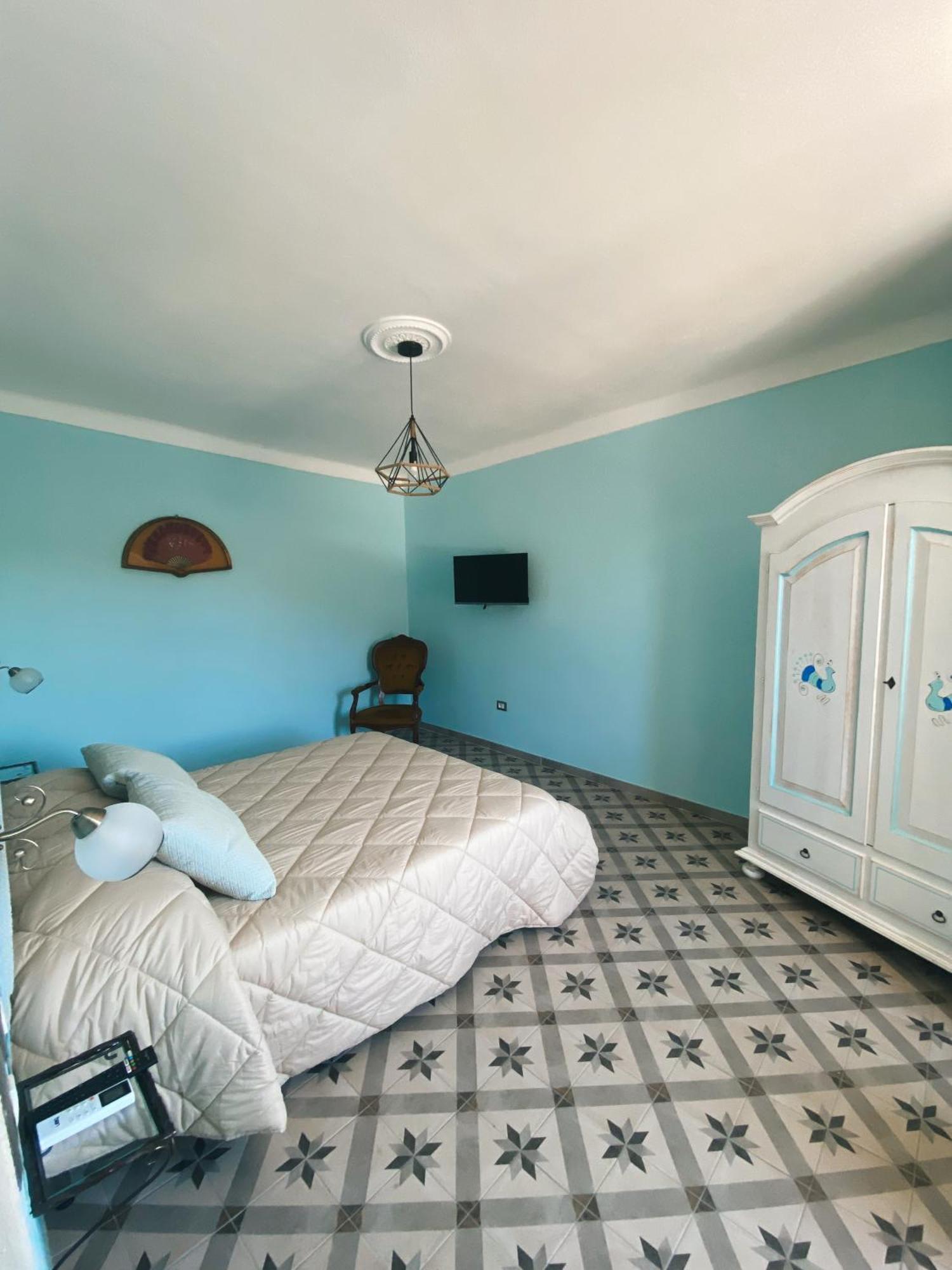 Tra I Due Ponti Hotel Bosa Luaran gambar